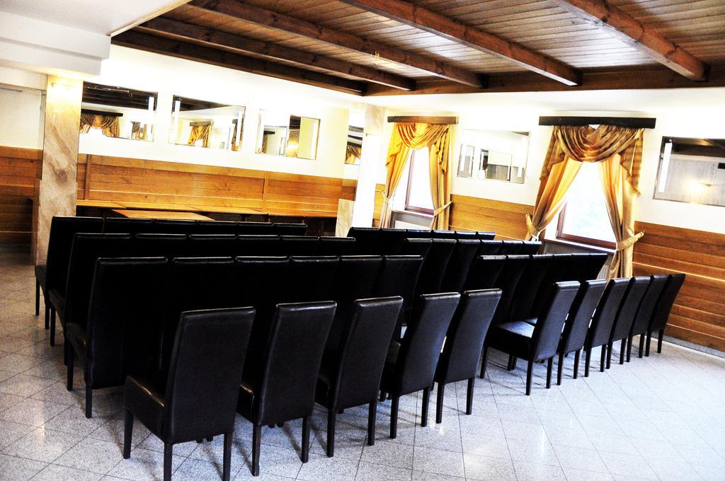 Hotel Mlyn Lublin Eksteriør bilde